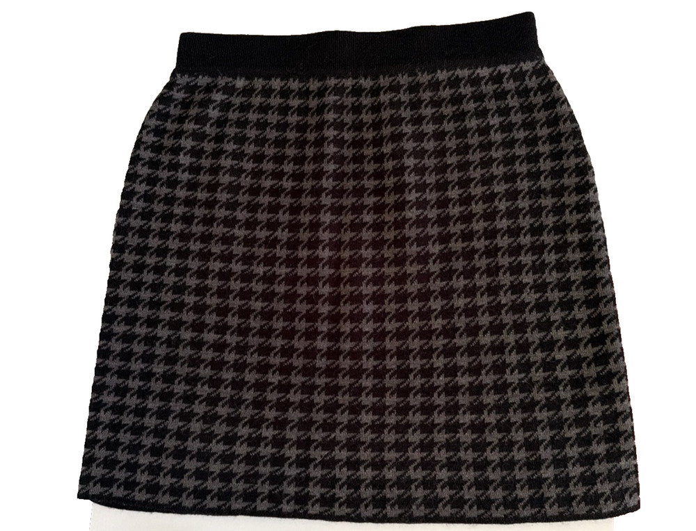 Houndstooth Wool Blend Knit Mini Pencil Skirt Medium Black Gray Pull On Stretch
